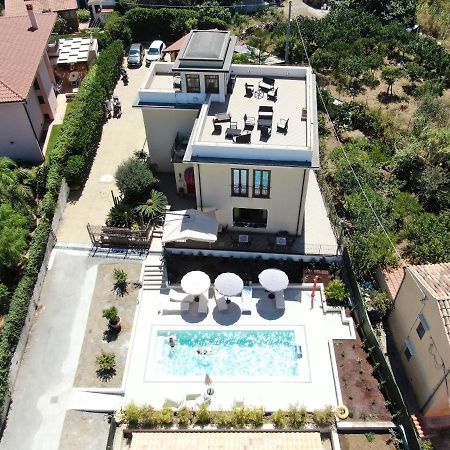 تْشيفالو Villa Margherita المظهر الخارجي الصورة