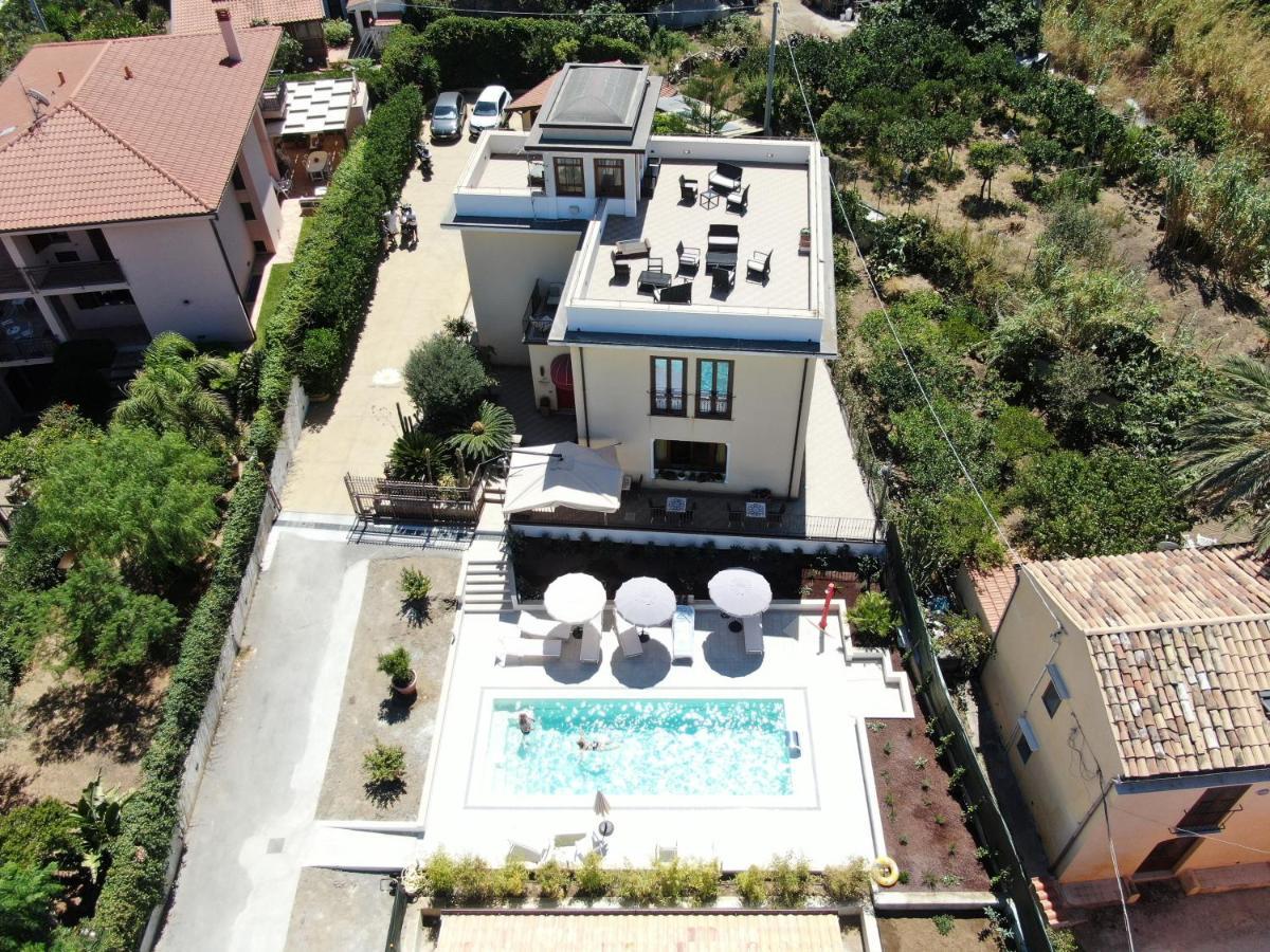 تْشيفالو Villa Margherita المظهر الخارجي الصورة
