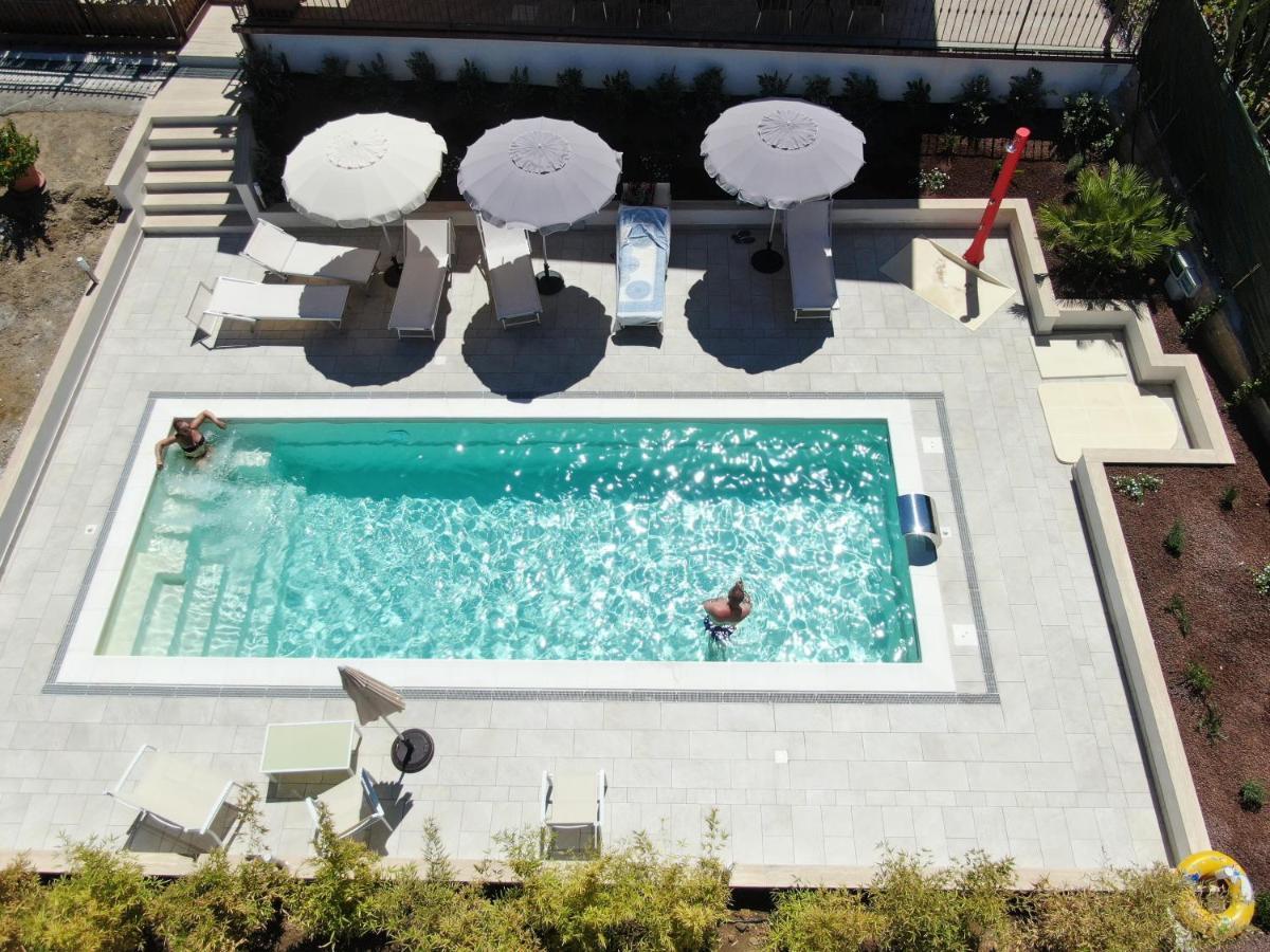 تْشيفالو Villa Margherita المظهر الخارجي الصورة