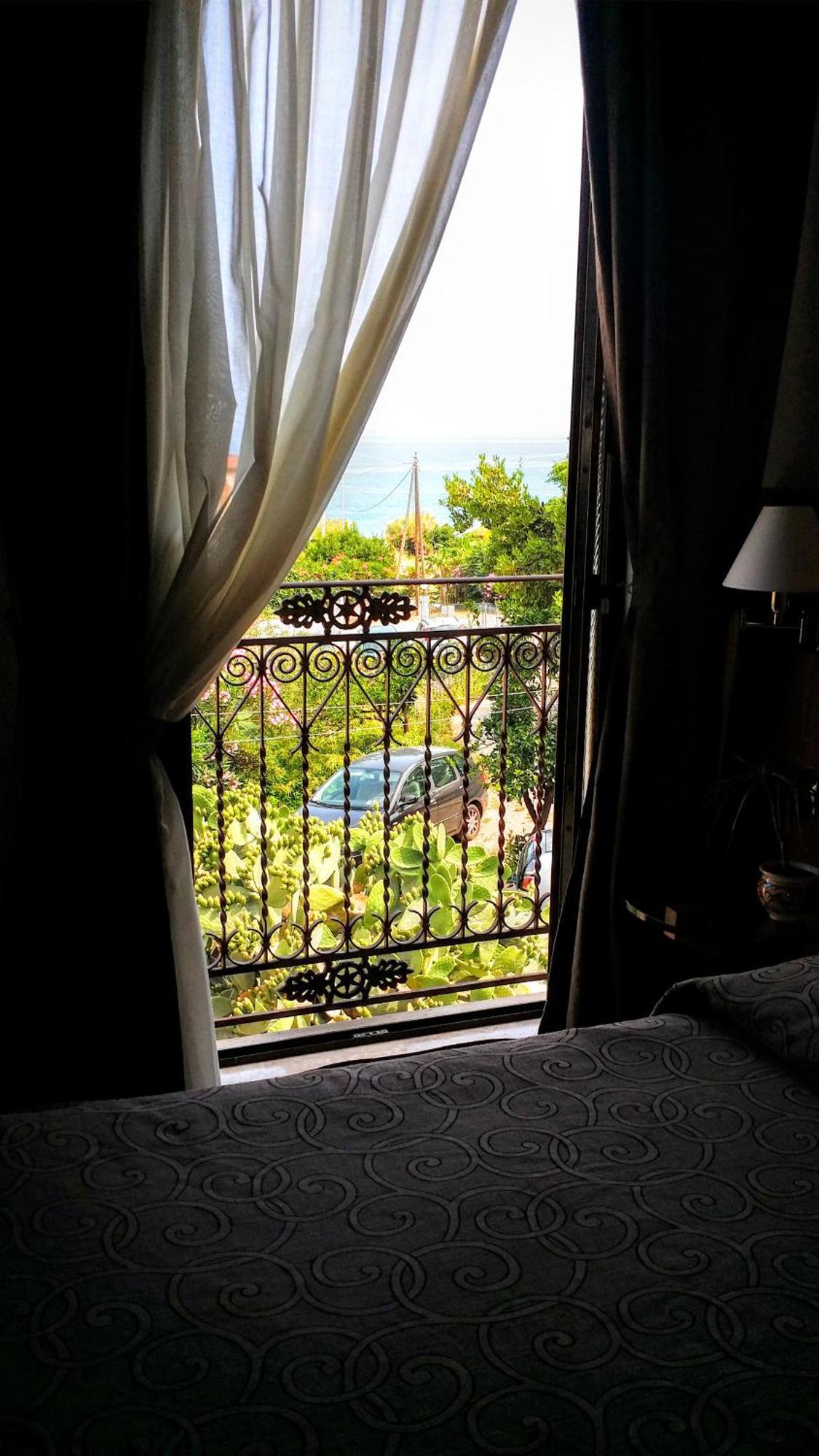تْشيفالو Villa Margherita المظهر الخارجي الصورة