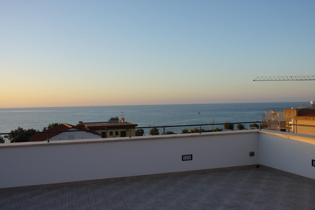 تْشيفالو Villa Margherita المظهر الخارجي الصورة
