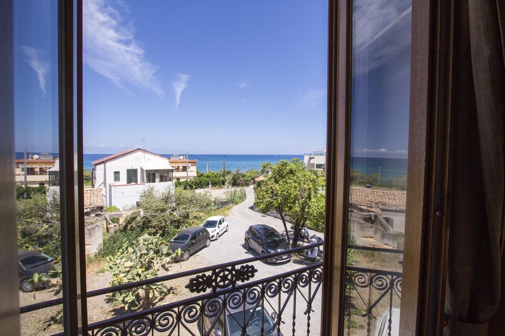 تْشيفالو Villa Margherita المظهر الخارجي الصورة
