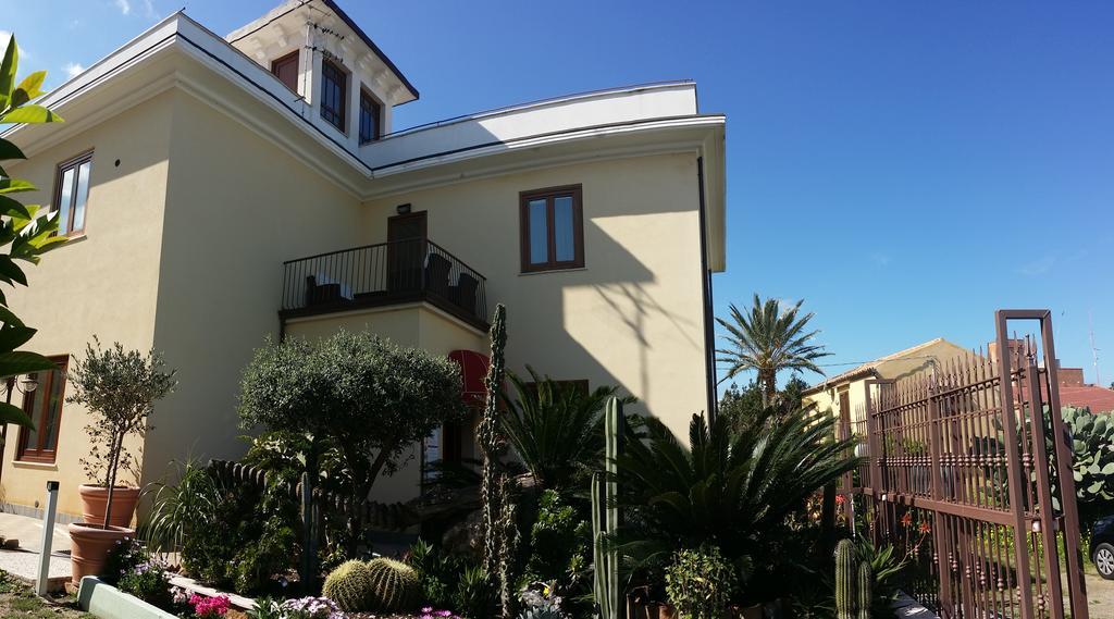 تْشيفالو Villa Margherita المظهر الخارجي الصورة