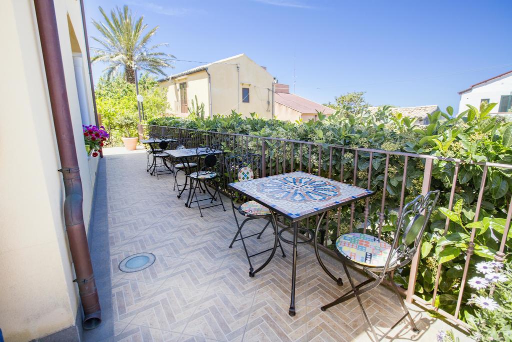 تْشيفالو Villa Margherita المظهر الخارجي الصورة