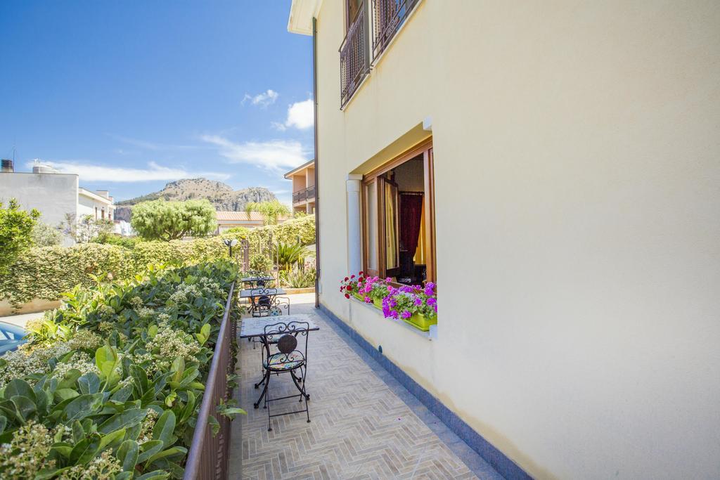 تْشيفالو Villa Margherita المظهر الخارجي الصورة