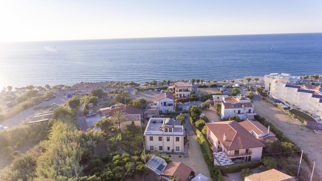 تْشيفالو Villa Margherita المظهر الخارجي الصورة